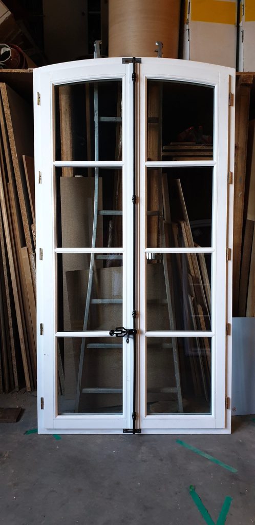 Porte-fenêtre en bois fabriquée sur mesure – Alphabois Puyricard